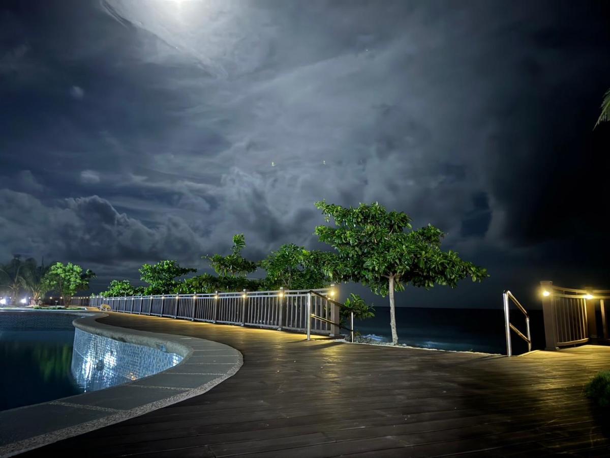 W Golf Resort Oslob Eksteriør billede