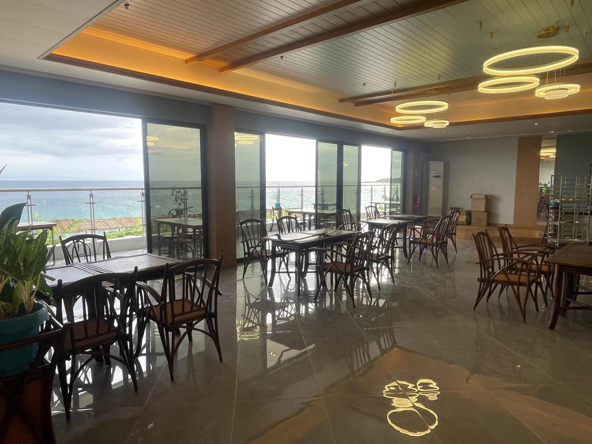 W Golf Resort Oslob Eksteriør billede