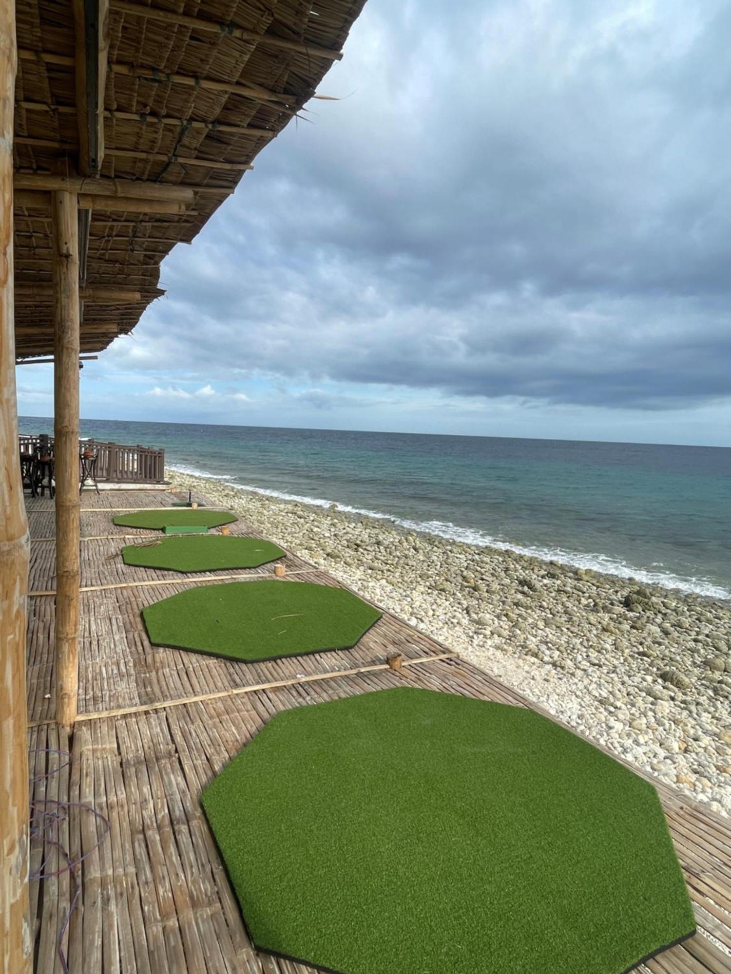 W Golf Resort Oslob Eksteriør billede