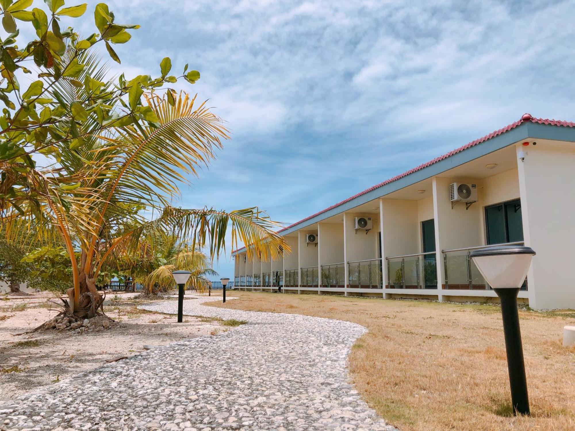 W Golf Resort Oslob Eksteriør billede